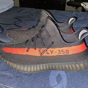Adidas Yeezy Boost 350 v2- Core Black Red